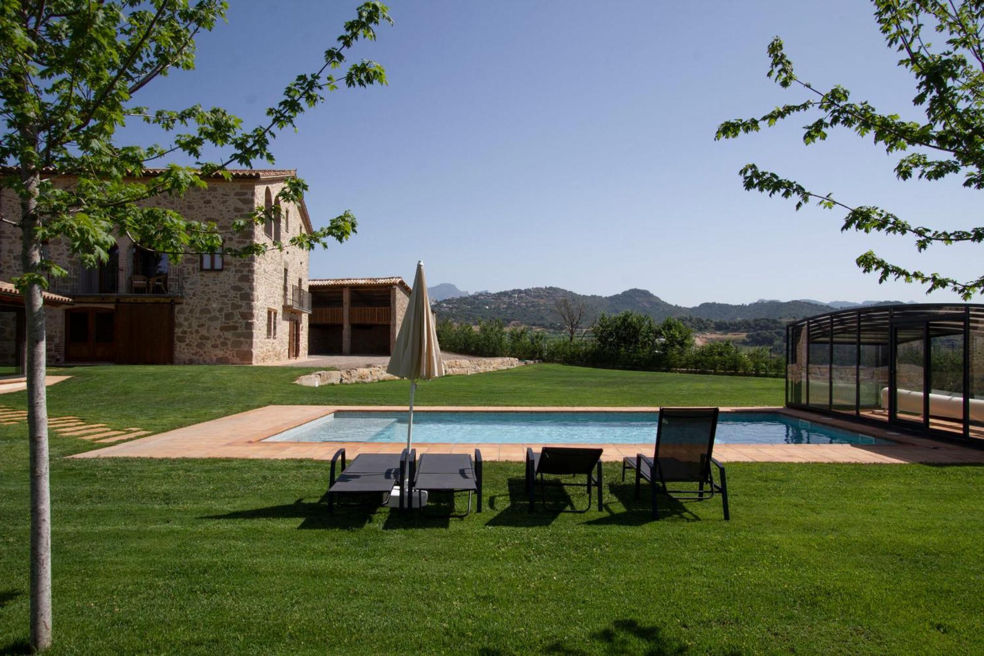 Villa La Creu De La Pinya Berga Exterior foto